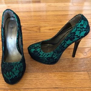 Shoe Dazzle Lena Green Lace Pumps